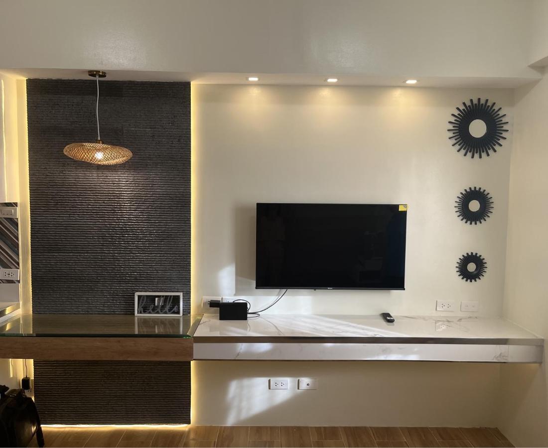 Aesthetic Functional Minimalist Space Sunvida Tower Sv1716 Cebu Kültér fotó