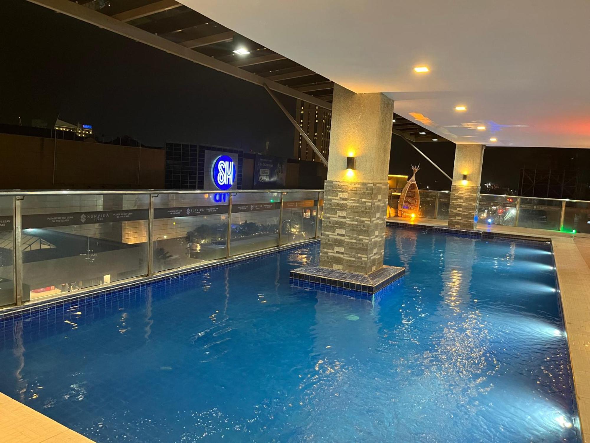 Aesthetic Functional Minimalist Space Sunvida Tower Sv1716 Cebu Kültér fotó