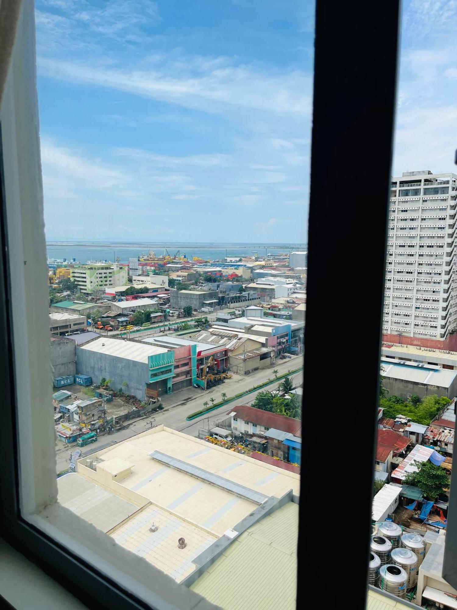 Aesthetic Functional Minimalist Space Sunvida Tower Sv1716 Cebu Kültér fotó